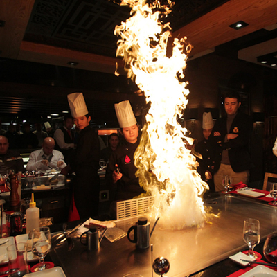 কেনা বাণিজ্যিক রেস্টুরেন্ট মেশিন Teppanyaki গ্রিল টেবিল / Hibachi টেবিল online manufacture